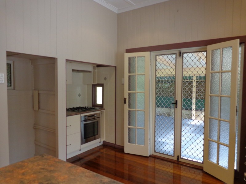 31 Glindemann Drive, Holland Park QLD 4121