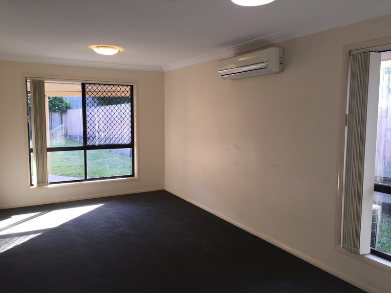 11 Larbonya Crescent, Capalaba QLD 4157