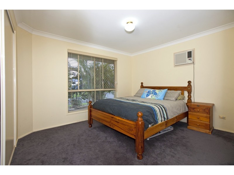 2 Creswick Place, Birkdale QLD 4159