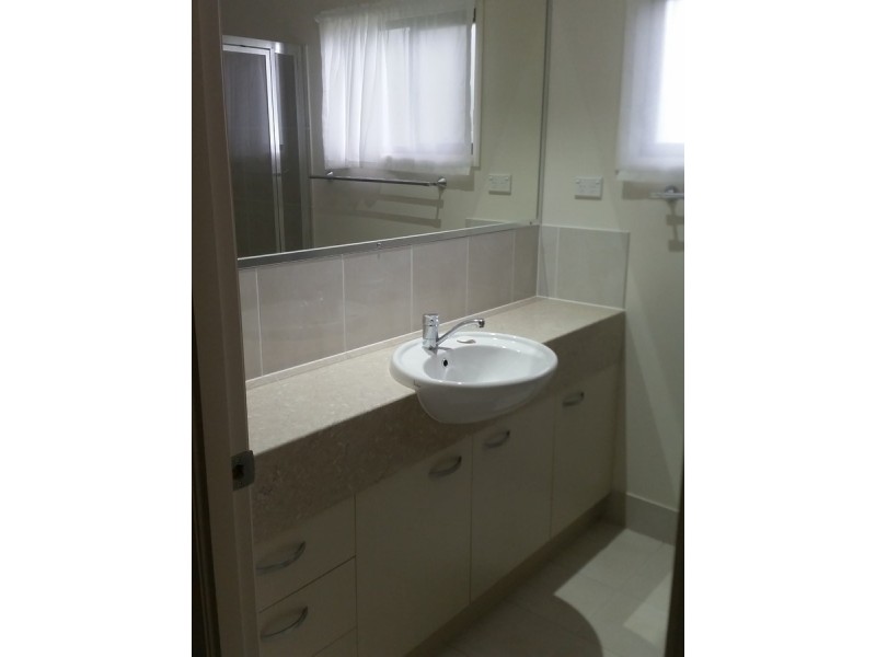 11 McBean Road, Karragarra Island QLD 4184