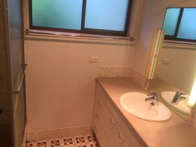 4 Pelham Street, Victoria Point QLD 4165