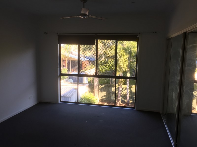 22 Booran Street, Lota QLD 4179