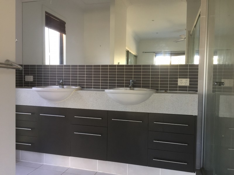 22 Booran Street, Lota QLD 4179