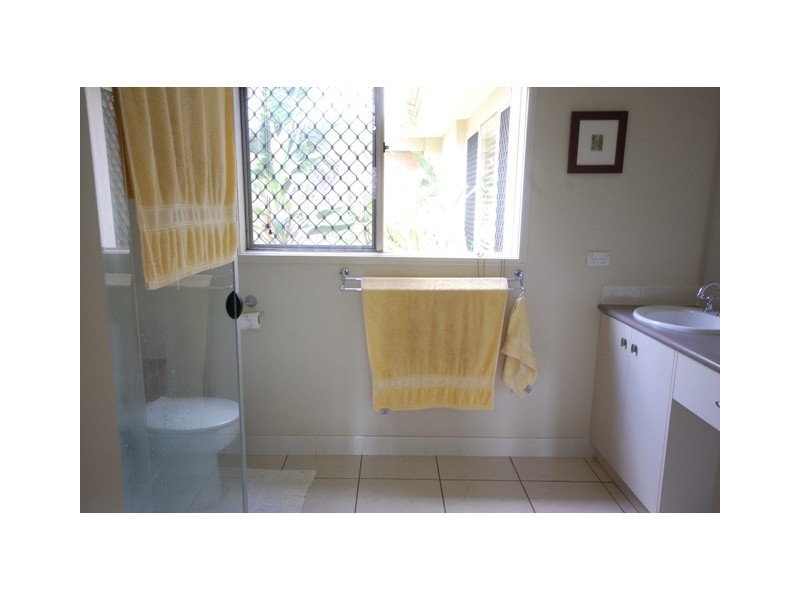 8 Ribonwood Street, Thornlands QLD 4164