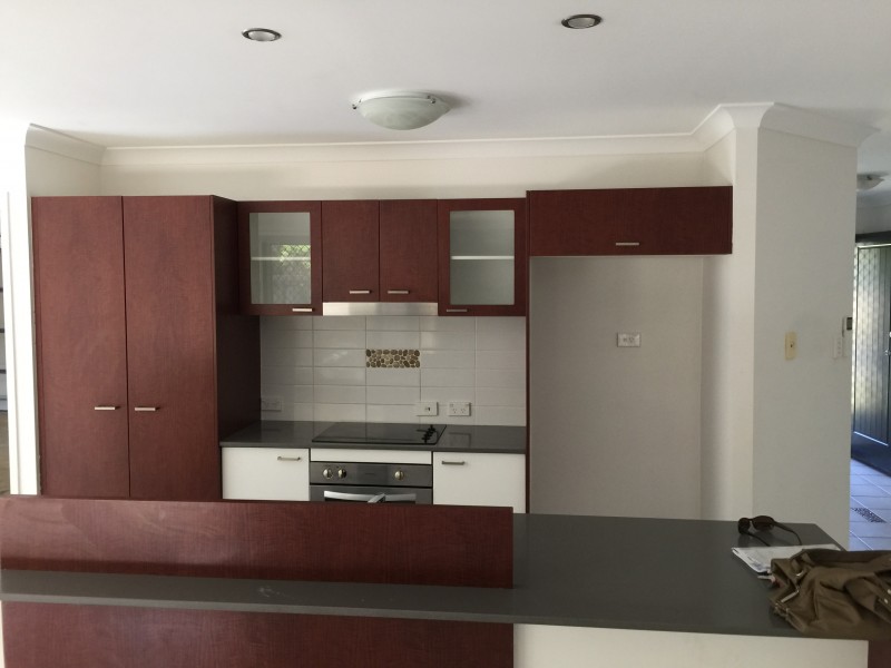 2 Whitsunday Place, Redland Bay QLD 4165