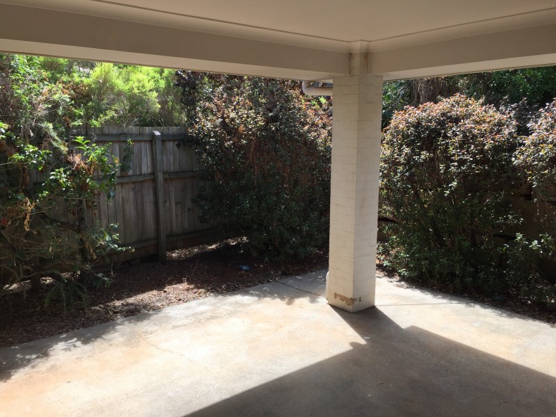 2 Whitsunday Place, Redland Bay QLD 4165