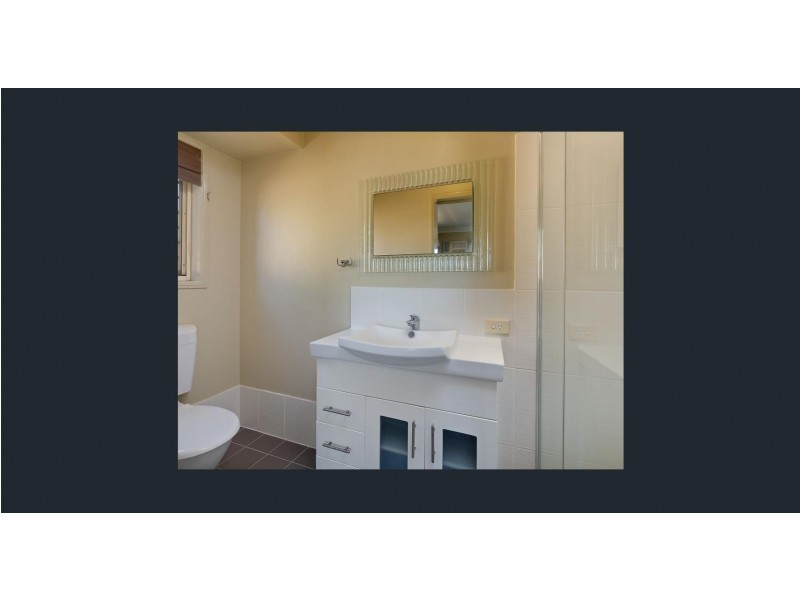 54 Clive Road, Birkdale QLD 4159