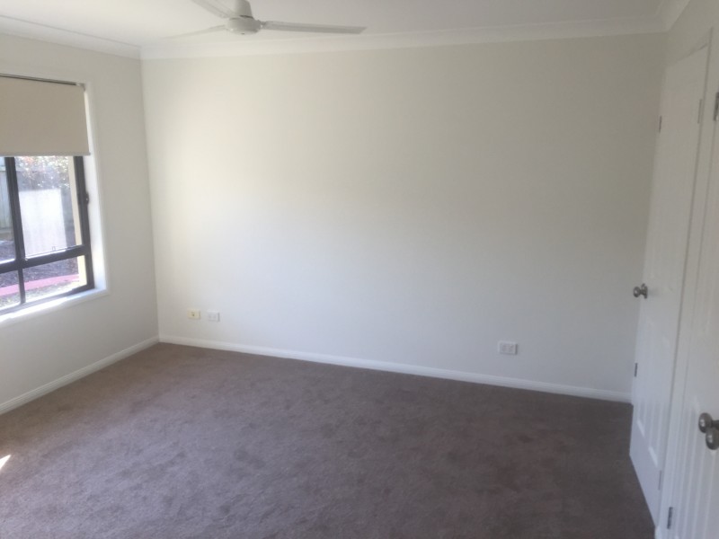 48 Ross Place, Wakerley QLD 4154