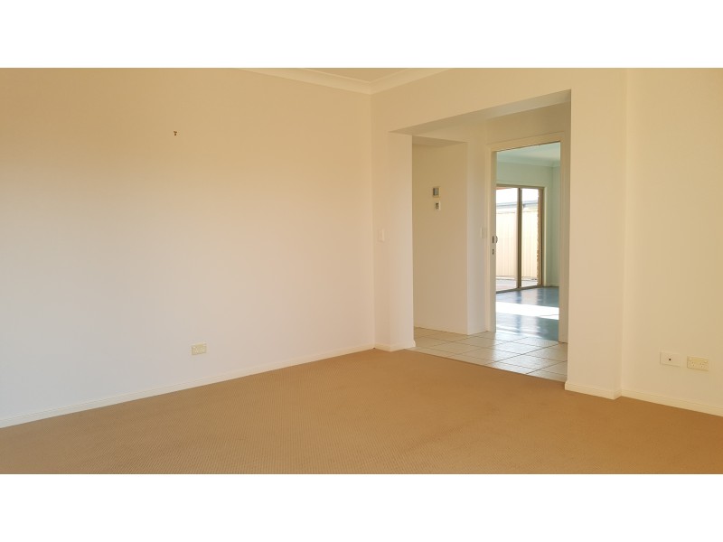 2/42 South Street, Cleveland QLD 4163