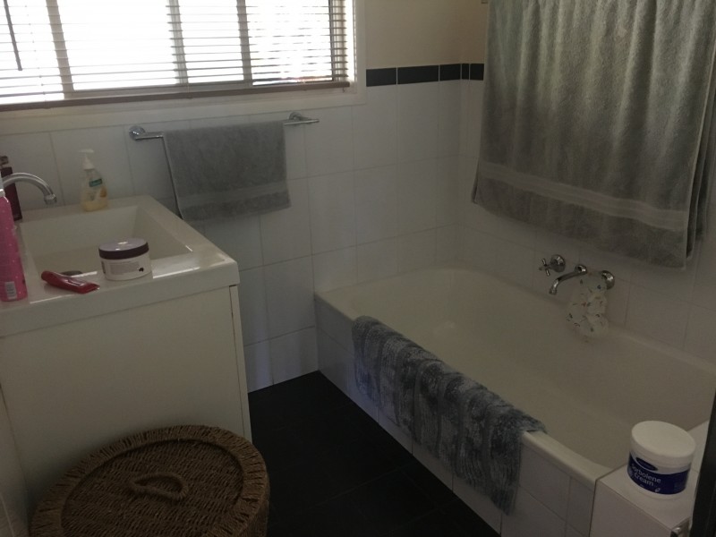 21 Currawong Street, Birkdale QLD 4159