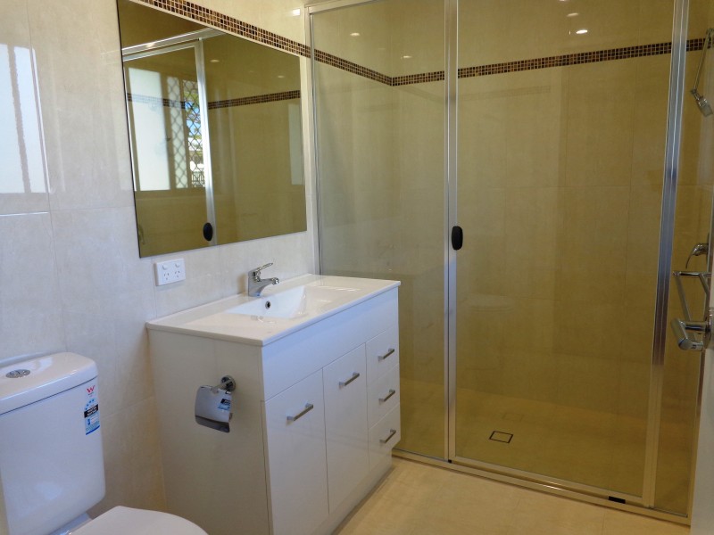 2/11 Howlett Road, Capalaba QLD 4157