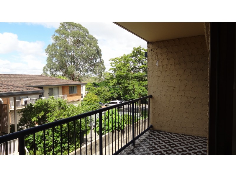 2/19 Alexandra Street, Balmoral QLD 4171