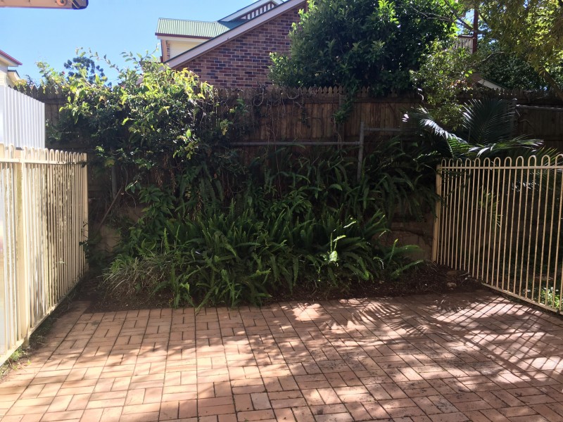 2/19 Alexandra Street, Balmoral QLD 4171