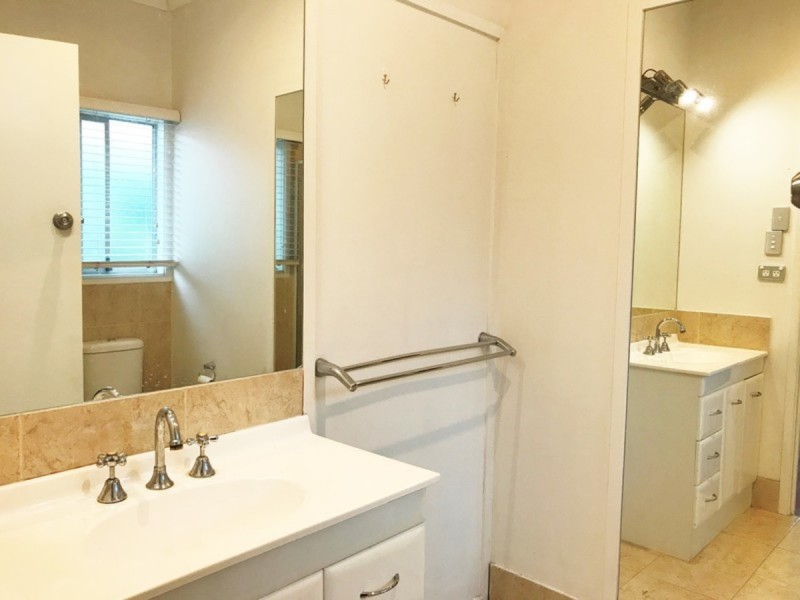 12 Durimbil Street, Camp Hill QLD 4152