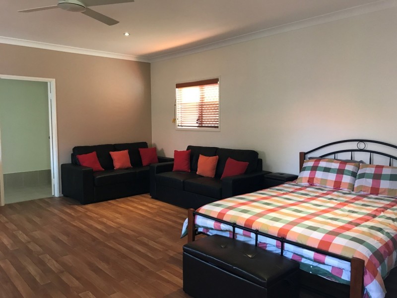 AVAILABLE ON RE AVAILABLE ON REQUEST, Cleveland QLD 4163