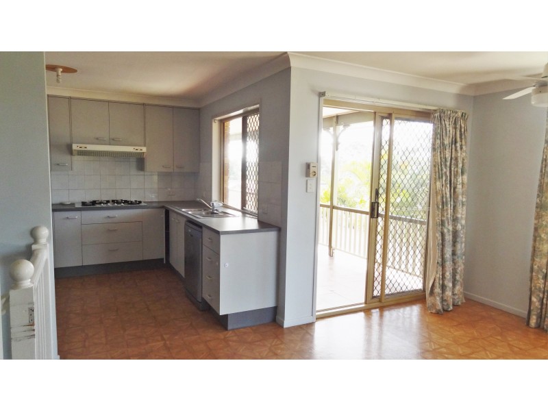 6 Garema Court, Durack QLD 4077