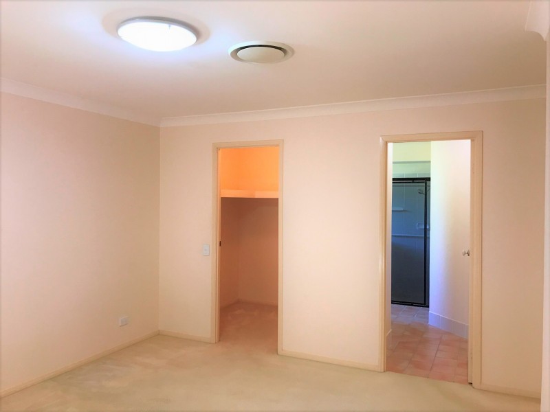 11 Sunray Place, Birkdale QLD 4159