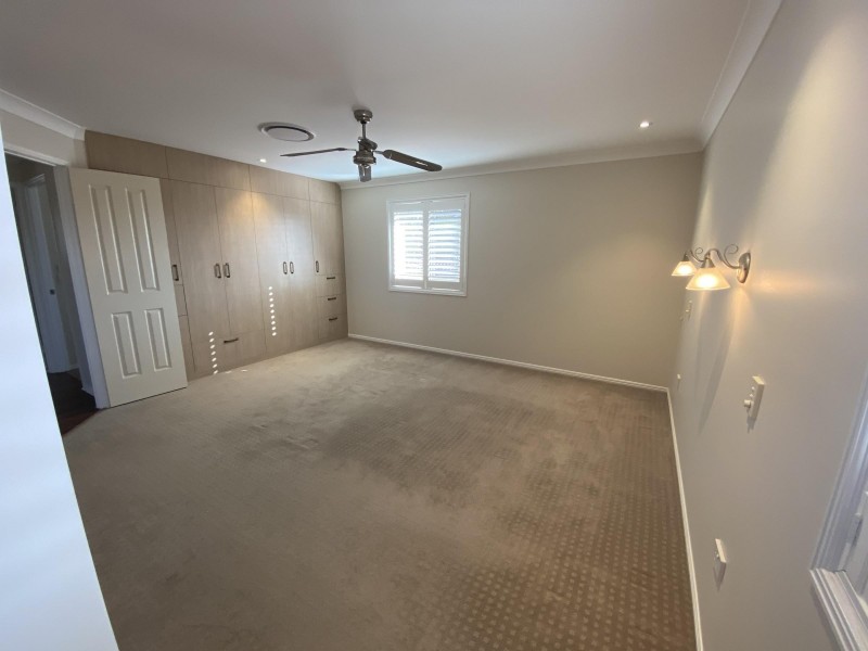 2 St Ives Court, Redland Bay QLD 4165