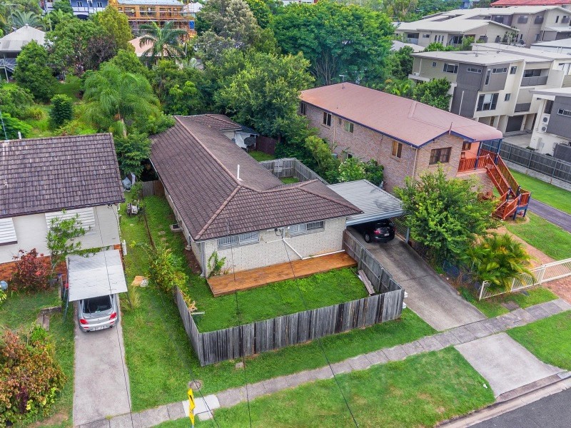 1/27 Wickham Street, Morningside QLD 4170