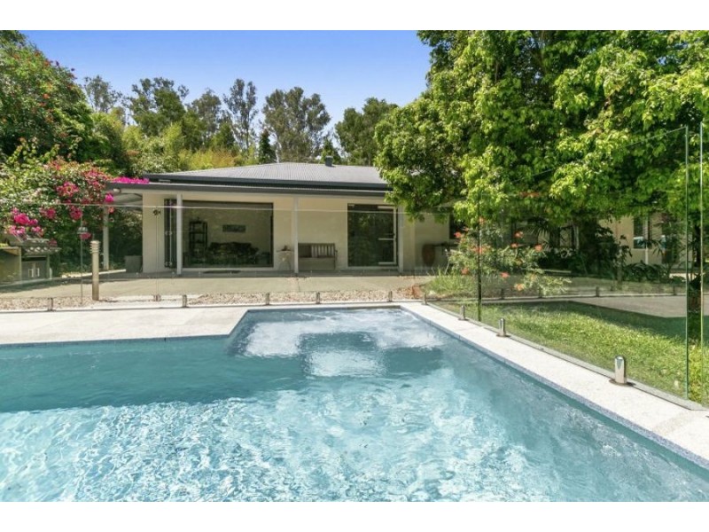 52 Coorabin Court, Tallebudgera QLD 4228