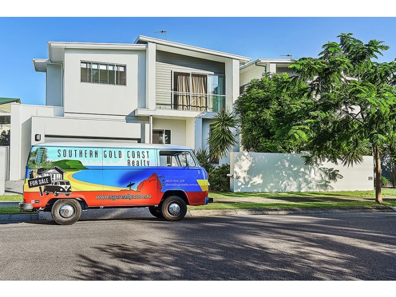 1/2 Elizabeth Street, Currumbin Waters QLD 4223