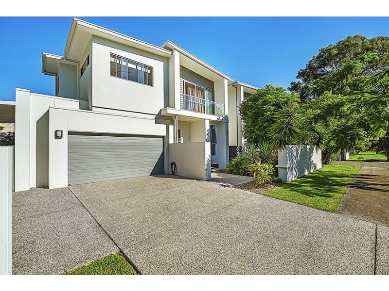 1/2 Elizabeth Street, Currumbin Waters QLD 4223