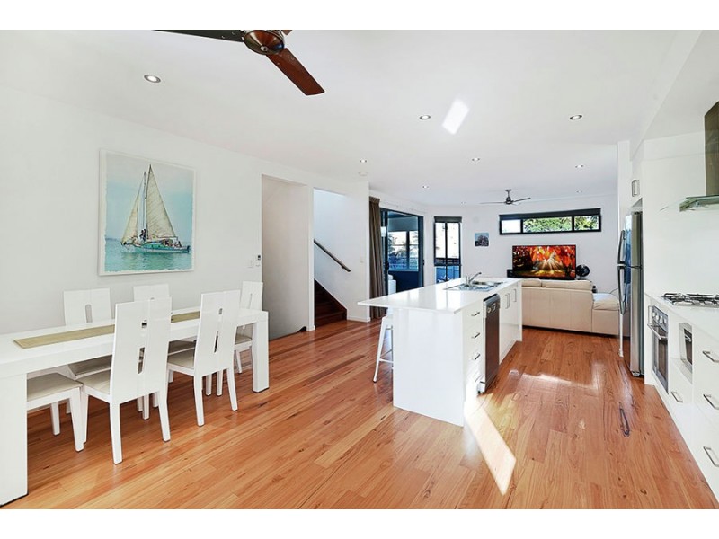 1/2 Elizabeth Street, Currumbin Waters QLD 4223