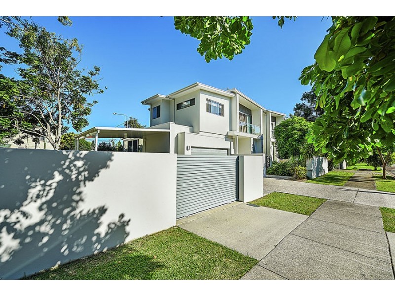 1/2 Elizabeth Street, Currumbin Waters QLD 4223