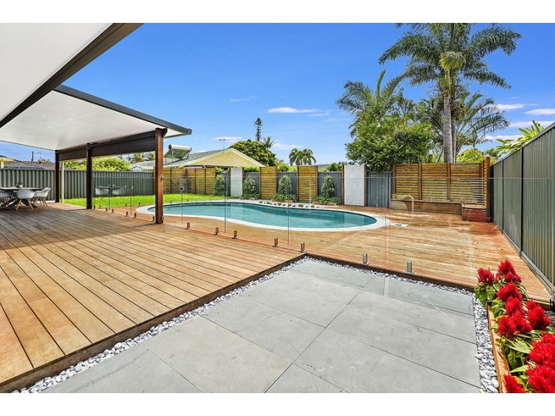 12 Colvillea Court, Palm Beach QLD 4221