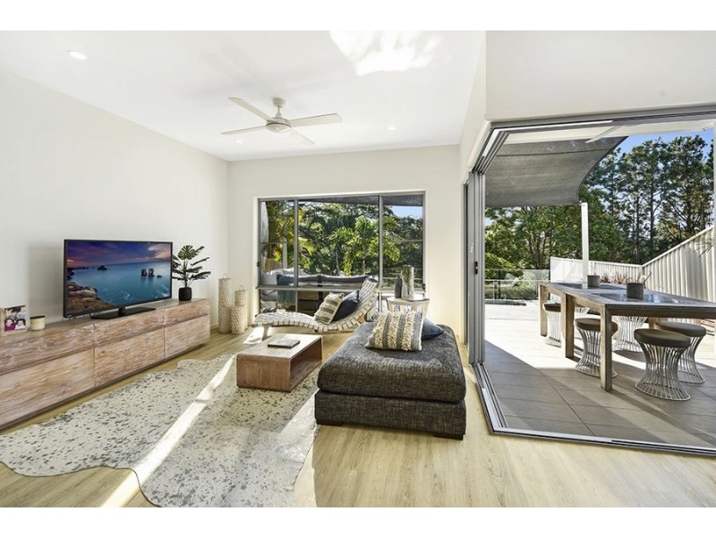 2/40 Bob Barnard Drive, Tugun QLD 4224