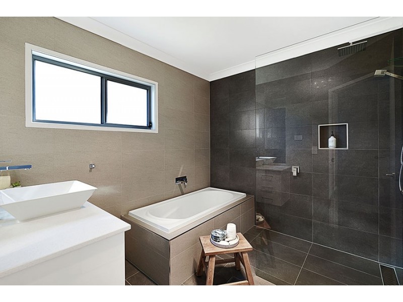 2/40 Bob Barnard Drive, Tugun QLD 4224