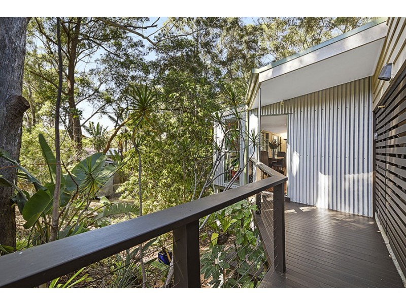 30 Domain Road, Currumbin QLD 4223