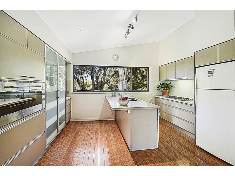 30 Domain Road, Currumbin QLD 4223