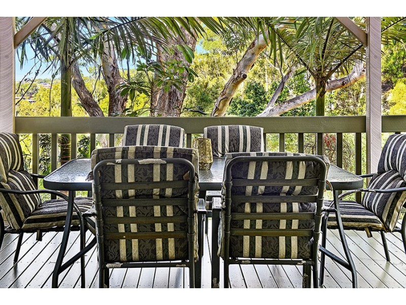 30 Domain Road, Currumbin QLD 4223