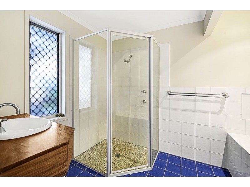 30 Domain Road, Currumbin QLD 4223