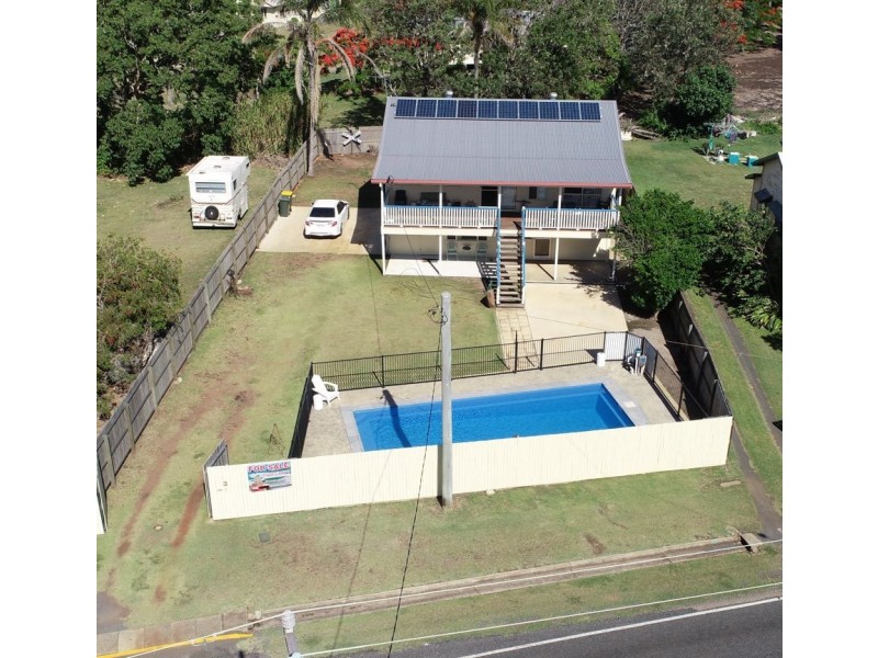 3 Saunders, Elliott Heads QLD 4670