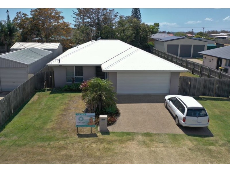 16 Byron street, Burnett Heads QLD 4670