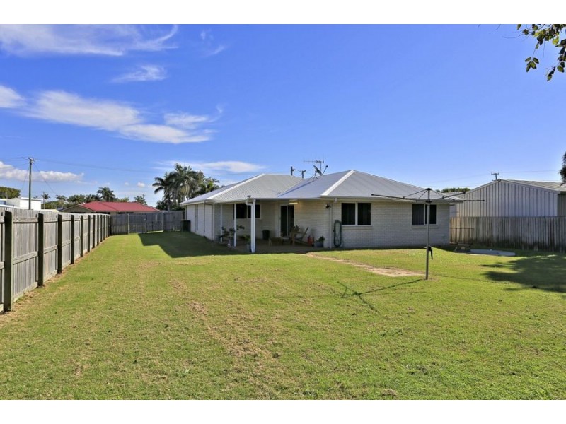 16 Byron street, Burnett Heads QLD 4670