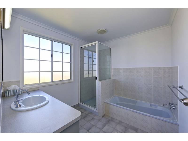 117 Sea Esplanade, Burnett Heads QLD 4670