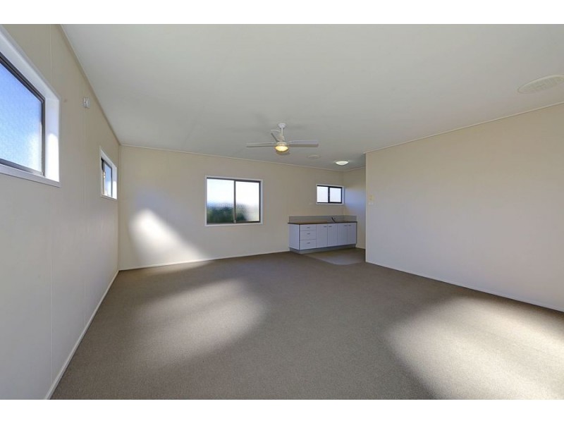 117 Sea Esplanade, Burnett Heads QLD 4670