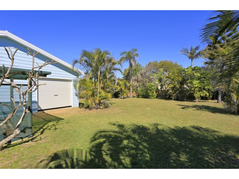 117 Sea Esplanade, Burnett Heads QLD 4670
