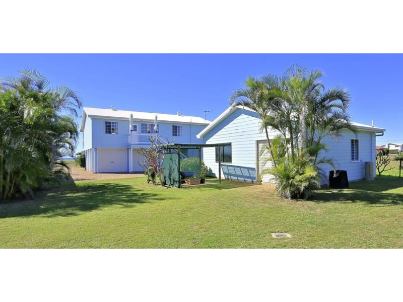 117 Sea Esplanade, Burnett Heads QLD 4670