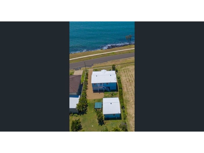 117 Sea Esplanade, Burnett Heads QLD 4670