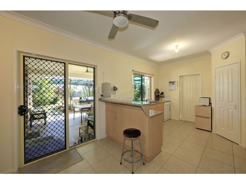 42 Gibsons Road, Burnett Heads QLD 4670