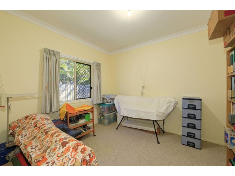 42 Gibsons Road, Burnett Heads QLD 4670