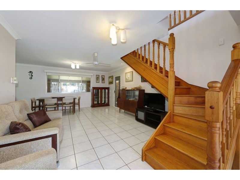 44 Esplanade, Elliott Heads QLD 4670