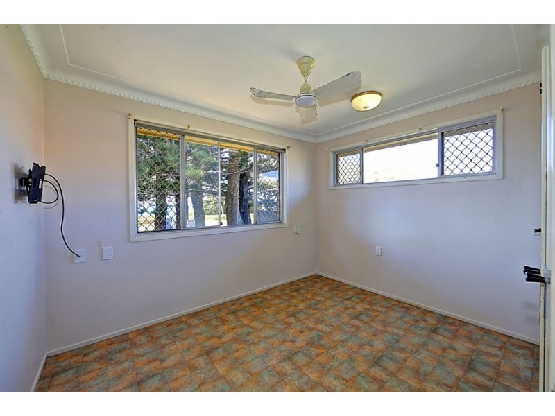 44 Esplanade, Elliott Heads QLD 4670