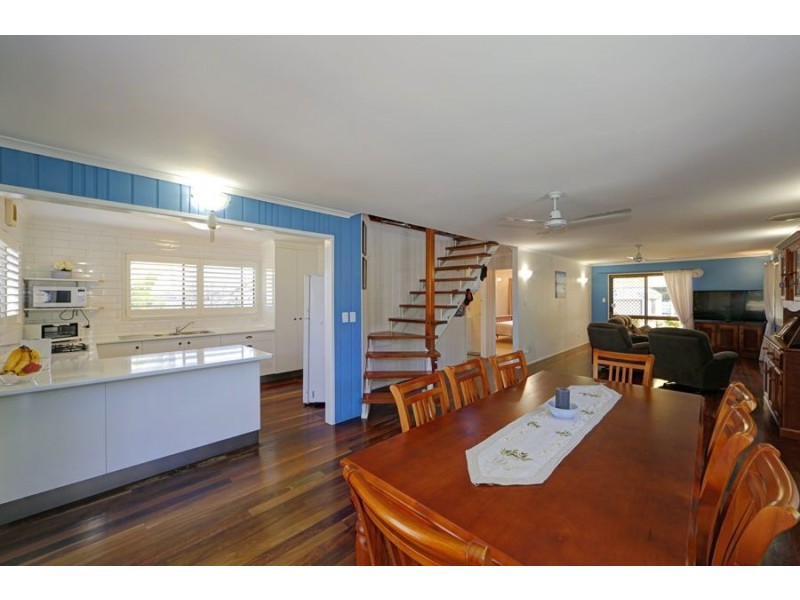 86 Welch Street, Elliott Heads QLD 4670