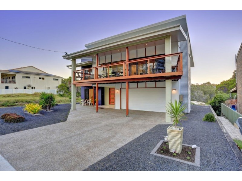 23 Esplanade, Coonarr QLD 4670