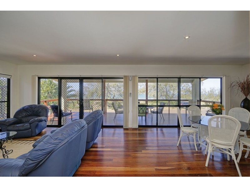23 Esplanade, Coonarr QLD 4670